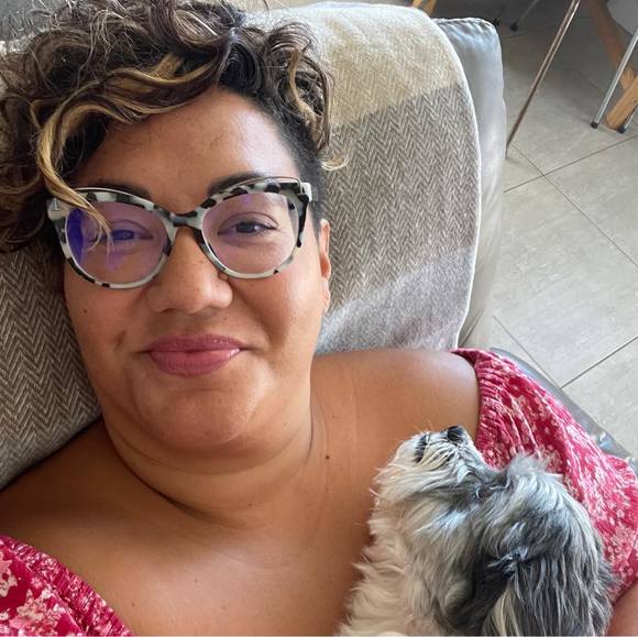 Meet your Posher, Iva - Picture 1 of 1